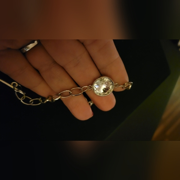 Silver Tone Chain Clear Round Stone 8" Bracelet - Picture 4 of 4